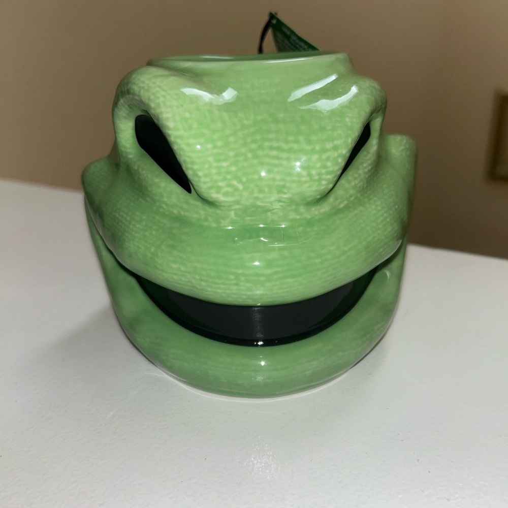 Oogie Boogie Color Changing Mug